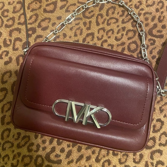 Michael Kors Leather Parker Crossbody Bag - Picture 9 of 11